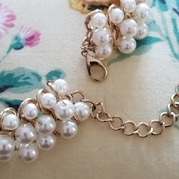 *SOLD* Woven Faceted Crystal Bead Pearl Necklace - Picture 6 of 8